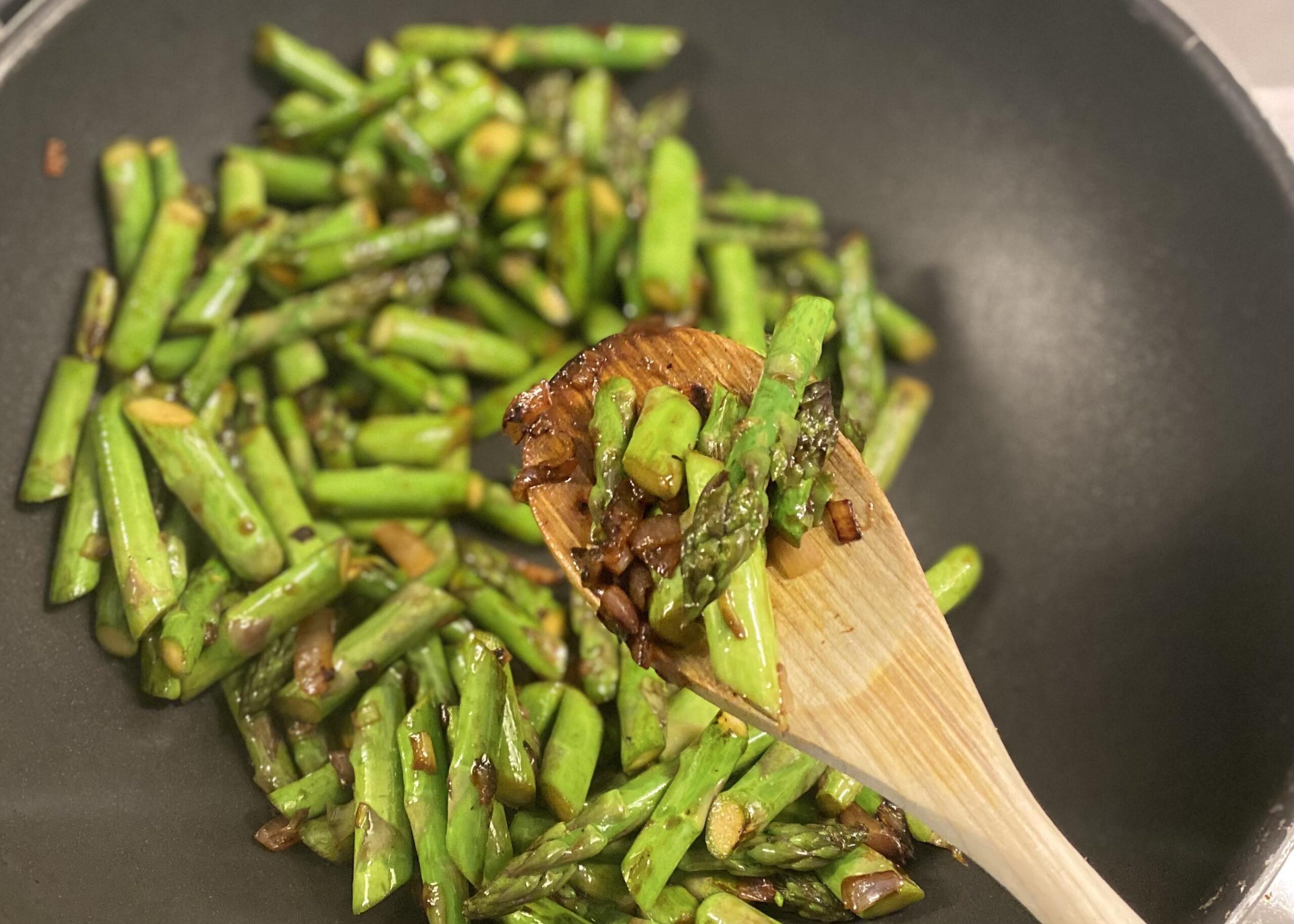 Asparagi croccanti. Una ricetta semplice e salutare