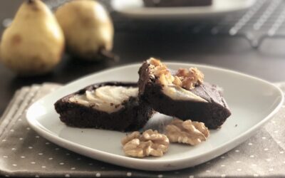 Torta cacao e pere (senza glutine, latte e zucchero)